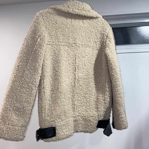 Zara Sherpa jacket - Picture 2 of 2